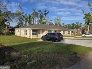 10703332 - 401 E Seventh Street