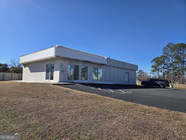 10733615 - 424 S Victory Drive